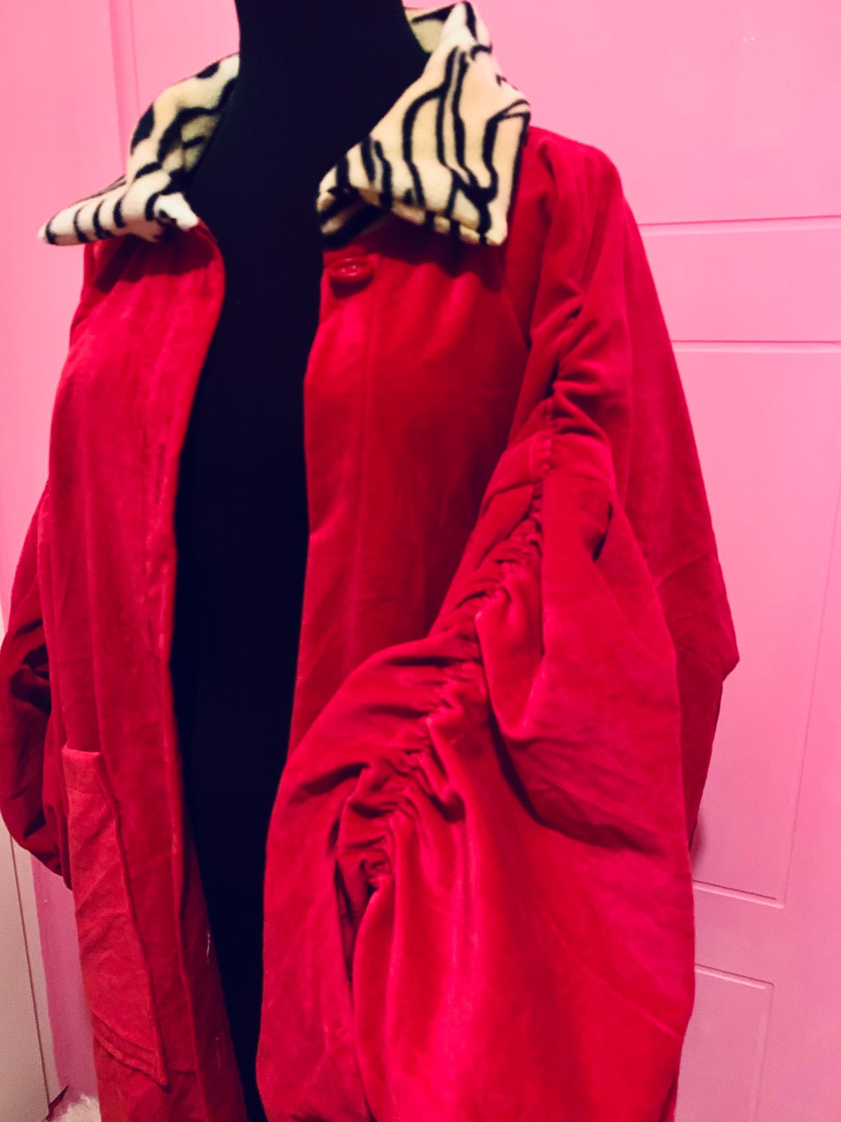 Red velvet bomber jacket  - 4