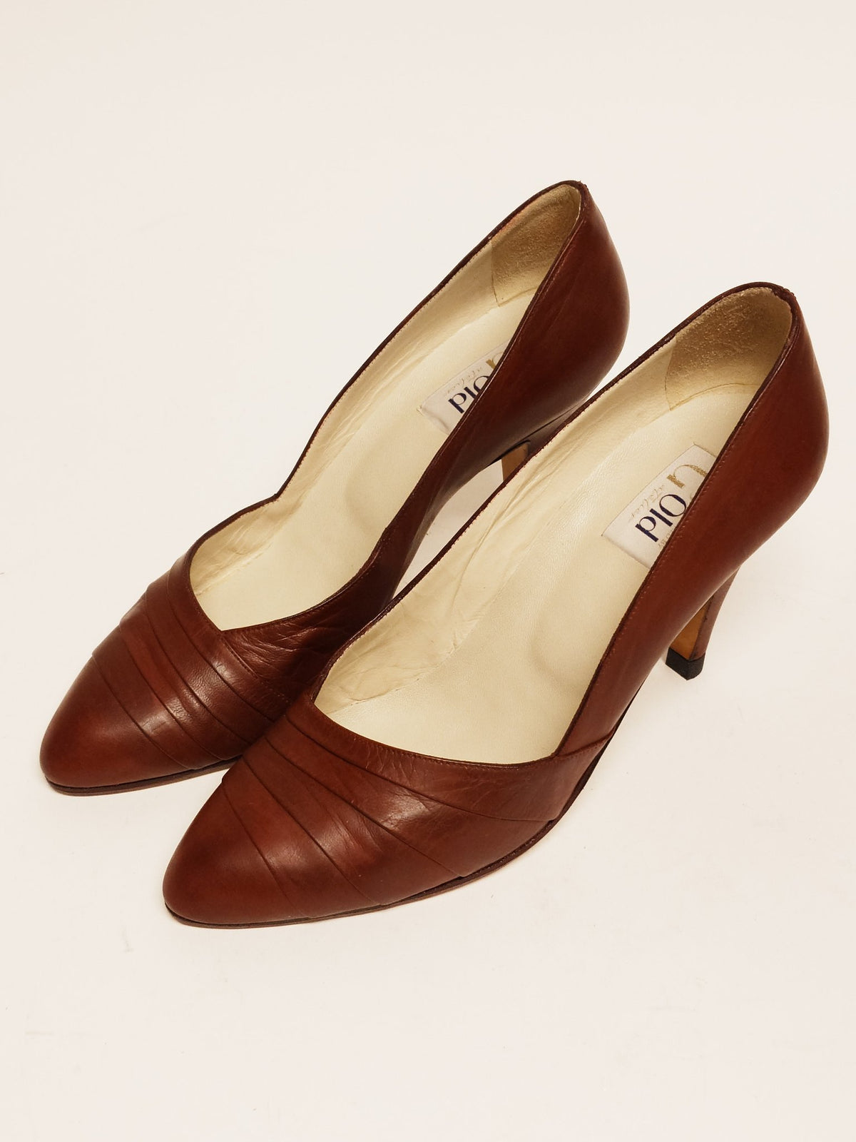 G'OLD ATELIER Vintage Burgundy Pump Size 35,5 - 7